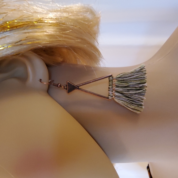 Vintage Style Tassel Earrings - Picture 3 of 5